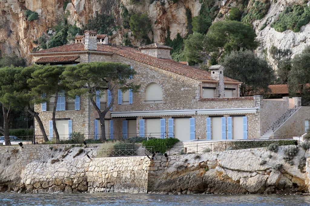 Villas like this one in Saint-Jean-Cap-Ferrat sell for tens of millions of euros. 