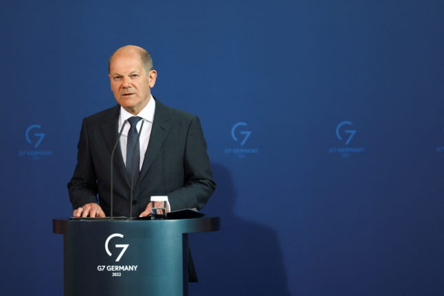 German Chancellor Olaf Scholz (SPD) holds a press conference in Berlin on April 19th.