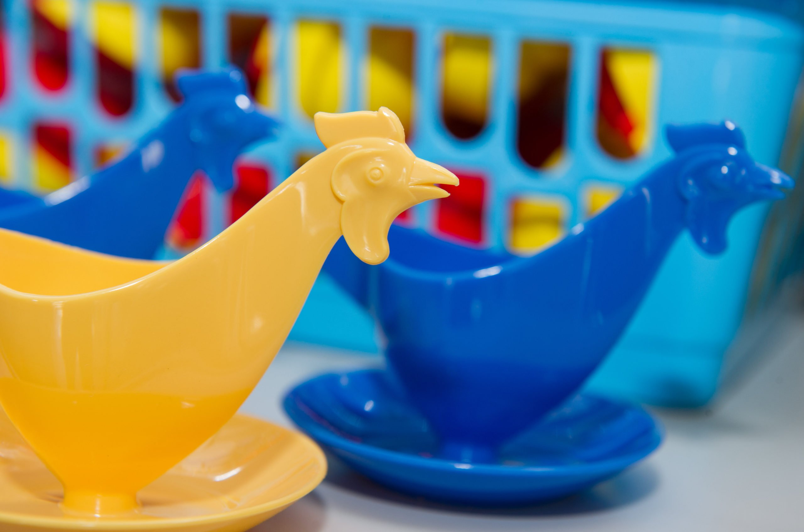 Egg cups in the shape of chickens, of the classic GDR design.