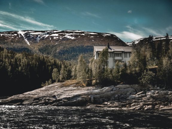 The downsides of life in the Norwegian mountains you should know about 