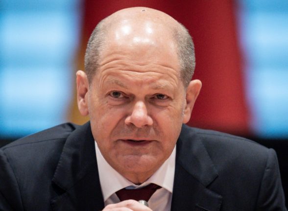 German Chancellor Olaf Scholz speaks at the start of the cabinet meeting at the Chancellery in Berlin on April 27th, 2022.