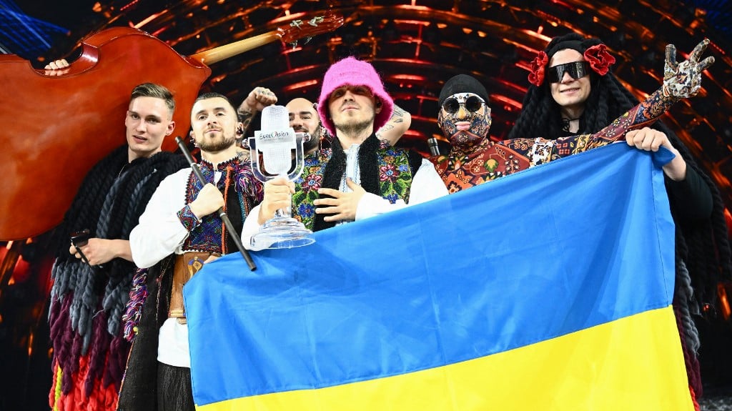 Rap, breakdance Ukraina memenangkan Eurovision dalam dorongan moral musik