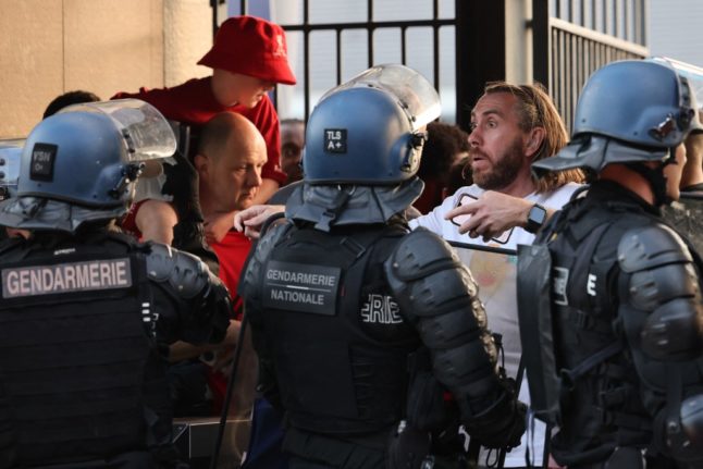 French ministers to meet Paris police 'to draw lessons' from Stade de France fiasco