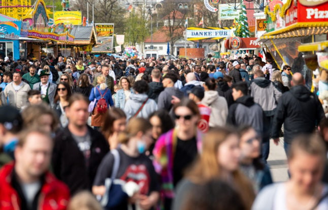People enjoy Munich's spring festival.