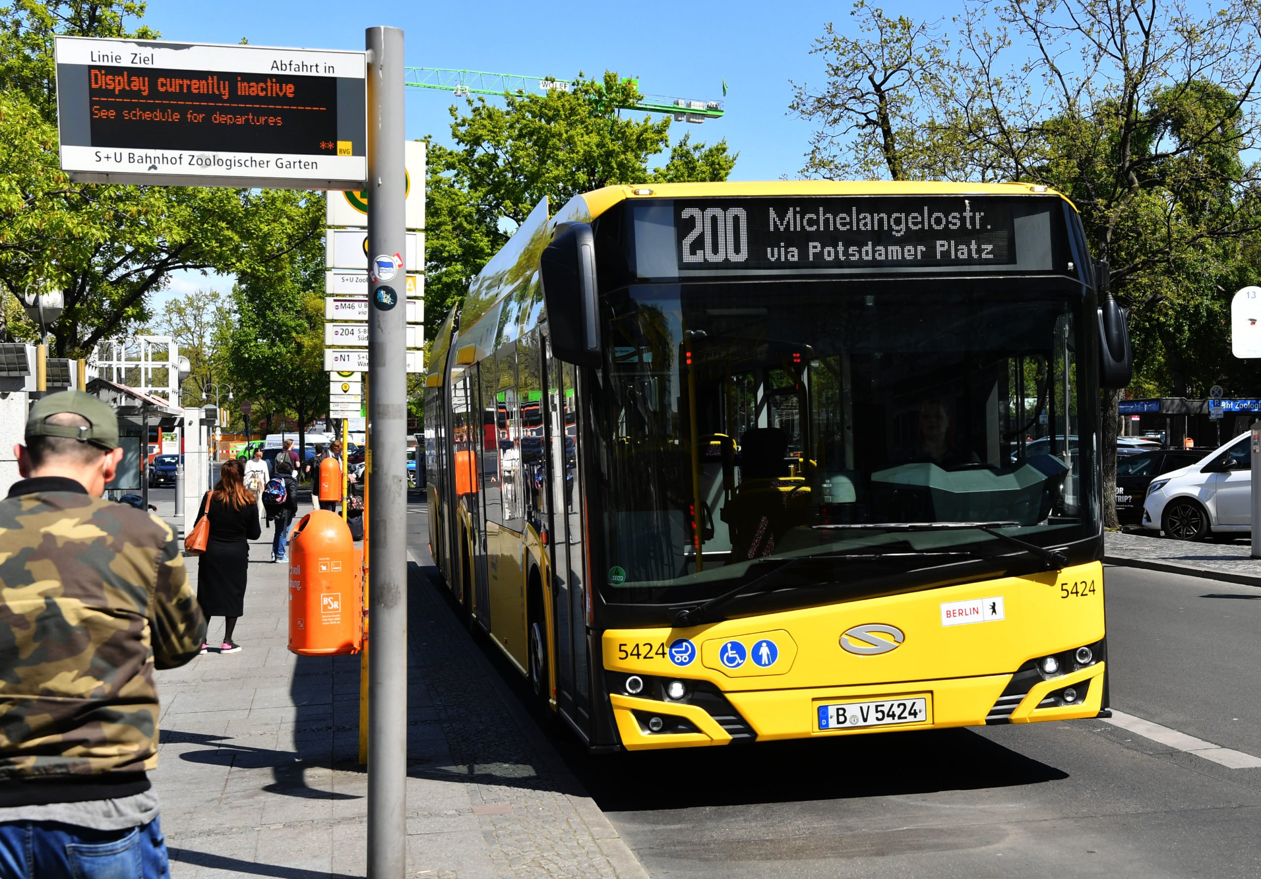 Berlin mempertimbangkan tiket transportasi umum gratis untuk musim panas