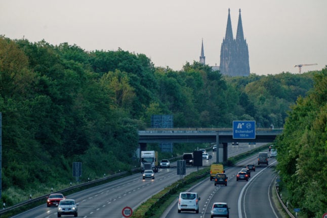 People driving to and from Cologne.