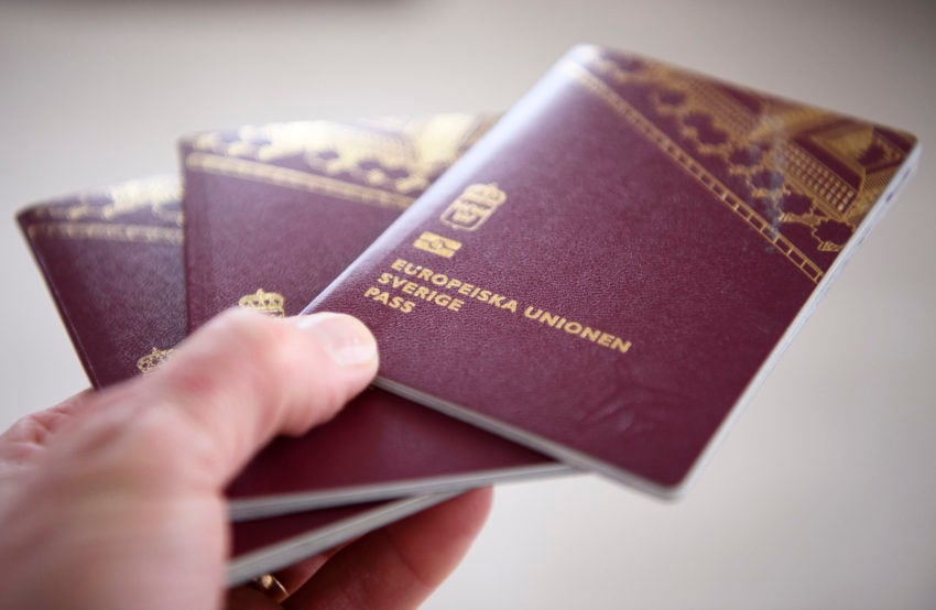 Fixed machine 'will cut wait time for Swedish passports'