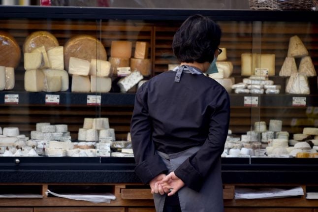 Reader question: Exactly how many different types of cheese are there in France?