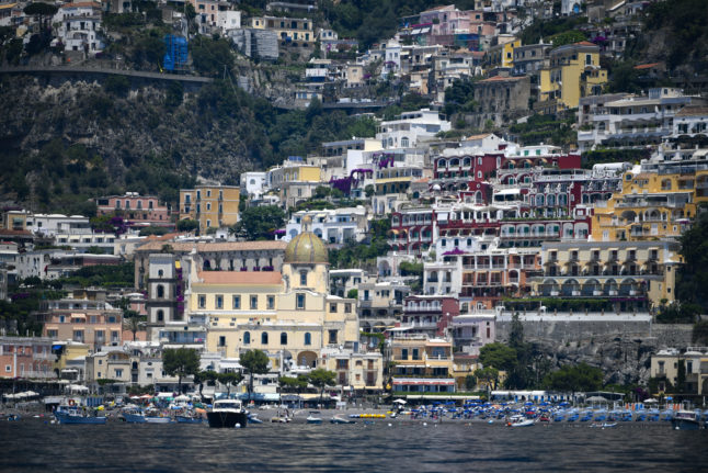 How will Italy's Amalfi Coast traffic limit for tourists work this summer?