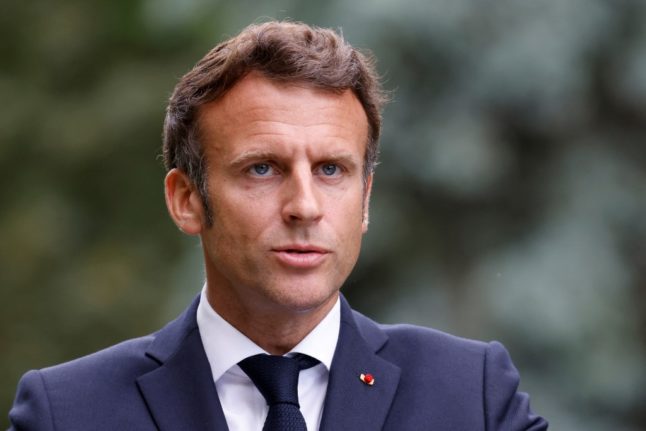Macron to make live TV address over political impasse