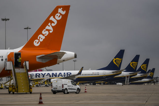 Staff of multiple budget airlines, including Ryanair and easyJet, will participate in a 24 hour strike in Italy on Saturday.