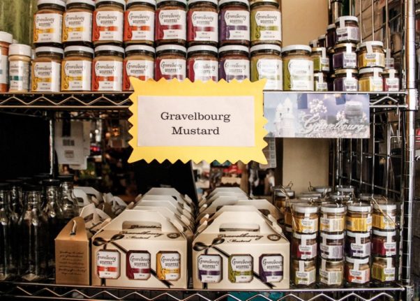 Reader question: Why can’t I find any mustard in France?