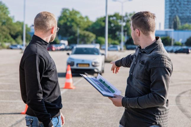 Do you have to take Italy's driving test in Italian?