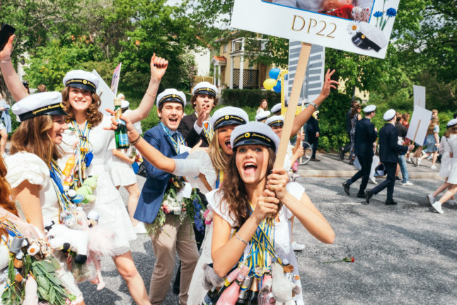 Tradition & Fun: SSHL students celebrate a very Swedish graduation