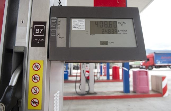 Spanish fuel prices fall slightly but still hover above €2 a litre