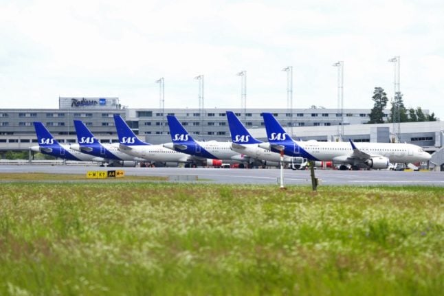 Scandinavian SAS airline continues strike talks on Thursday