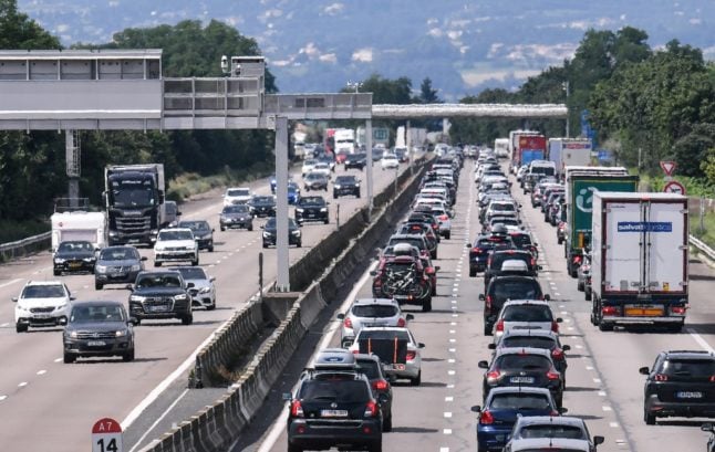 Early travel alert on French roads as holidaymakers leave early to avoid rush