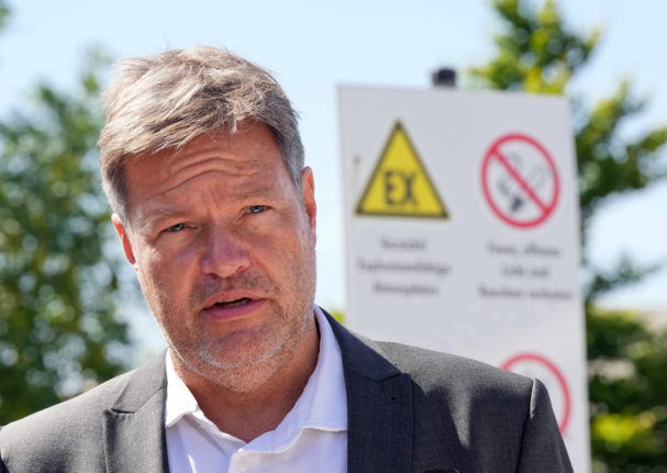  Robert Habeck, Federal Minister for Economic Affairs and Climate Protection, speaks after his visit to VNG Gasspeicher GmbH at the Energiepark in Saxony-Anhalt on Thursday.