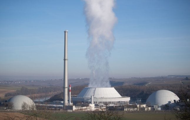Is Germany about to decide to keep its nuclear power plants open?