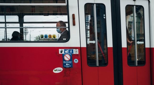vienna tram wiener Linien public transport