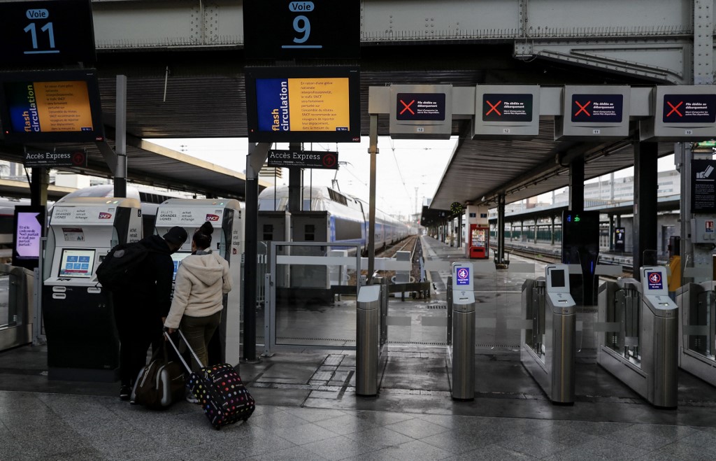 French rail service to offer tickets paid in instalments