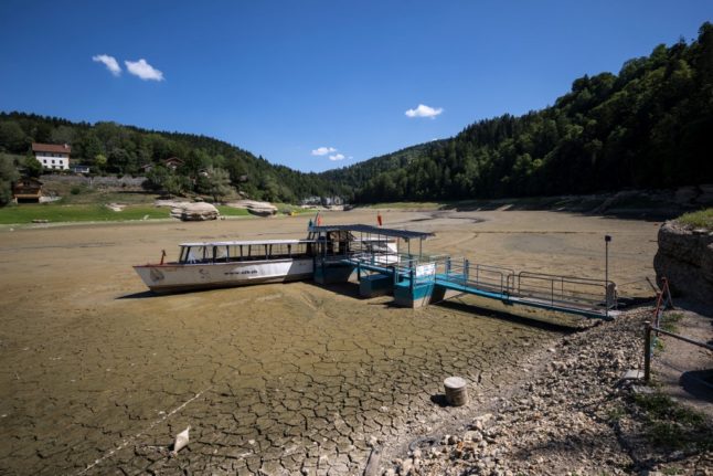 Climate crisis: Swiss lakes at lowest-ever August levels