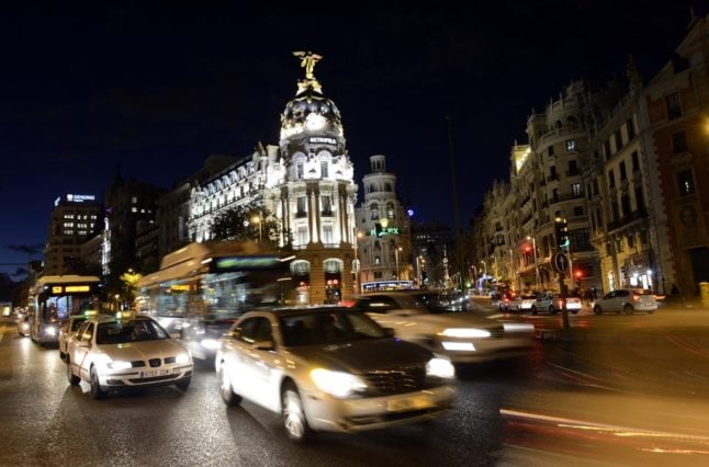 Shop lights out and air con set at 27C: What is Spain's energy saving plan?