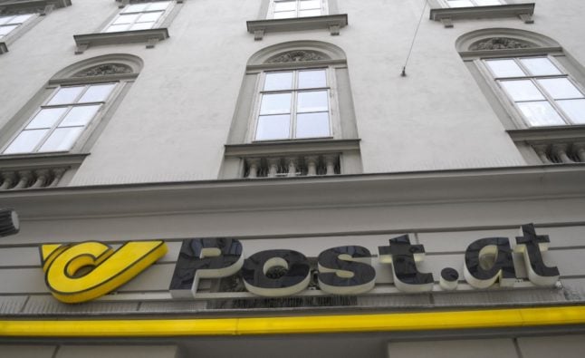 How much does it cost to post items within Austria and abroad?