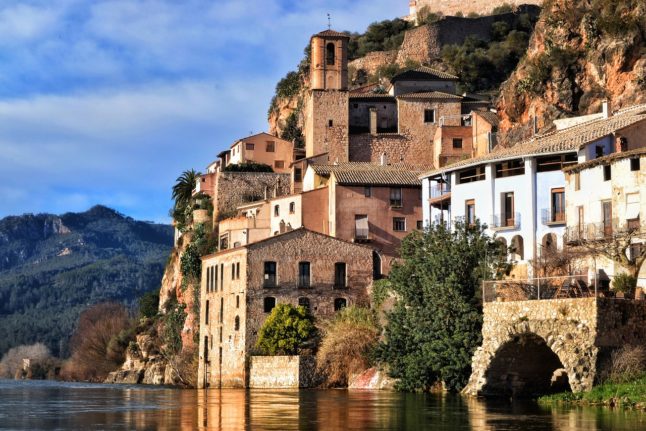 Six beautiful villages and small towns which are close to Barcelona