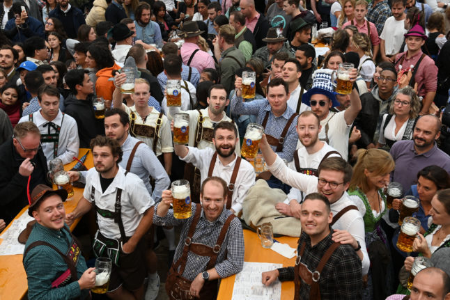 IN PICTURES: First weekend of Munich’s Oktoberfest sees around 700,000 visitors