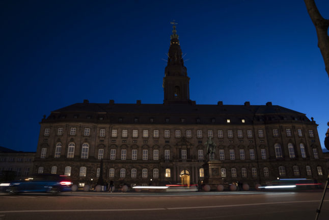 Denmark to reduce temperature and turn off illumination at public buildings
