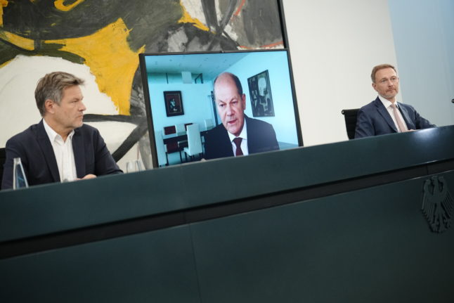 Economics and Climate Minister Robert Habeck (Greens), Chancellor Olaf Scholz (SPD,) and Finance Minister Christian Lindner (FDP), present the German government's plans for energy supply and price caps for gas.