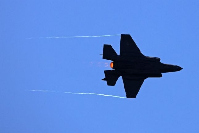 Path clear for Swiss purchase of US F-35 fighters