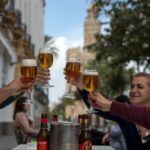 ¡Salud! The different ways to say cheers in Spanish