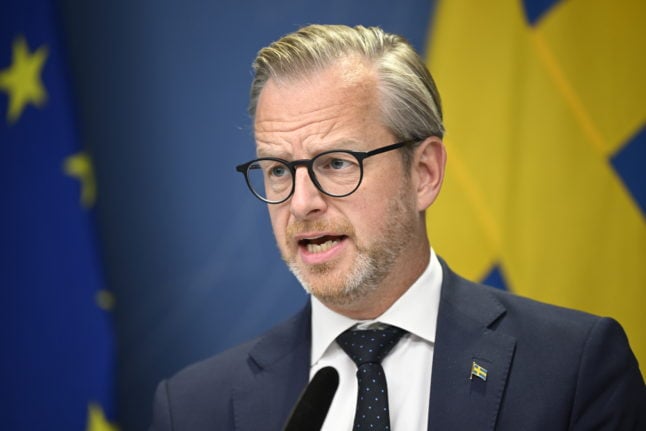 Swedish government accuses opposition of 'lie campaign' over nuclear