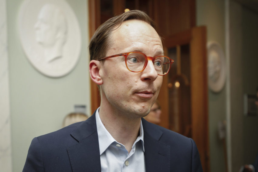 POLITICS LATEST: Liberals still 'convinced' they will be part of Sweden's government