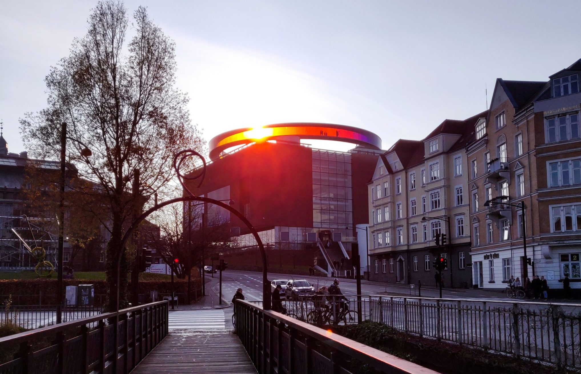 Hold op Marine fysiker Aarhus landmark to go dark during winter nights