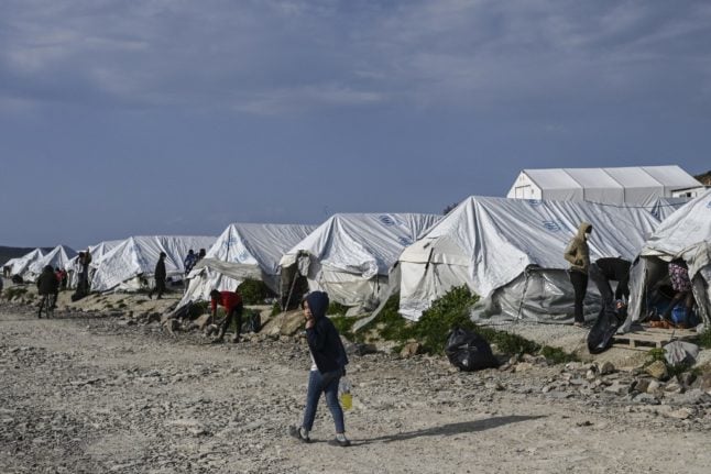 Tents for asylum seekers stir debate in Austria