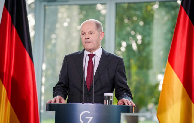 Chancellor Olaf Scholz (SPD) gives a press conference at the Chancellor's Office after the third meeting of the 