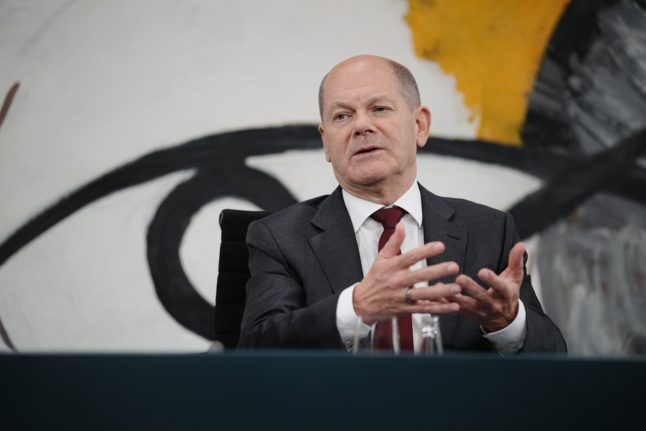 Germany's Scholz vows not to ignore 'controversies' on China visit