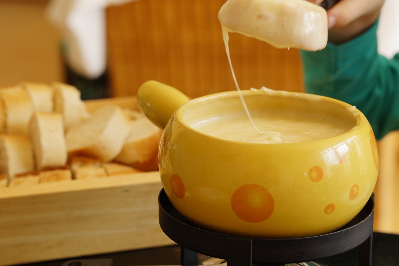 People enjoy fondue. 