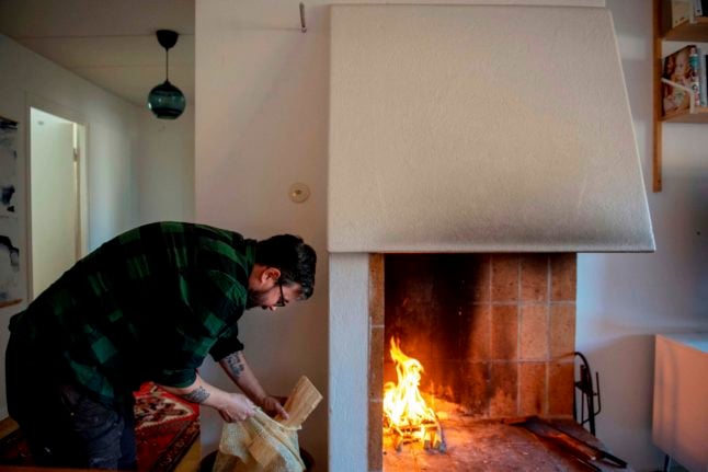What rules are there for wood burners and fireplaces in Sweden?