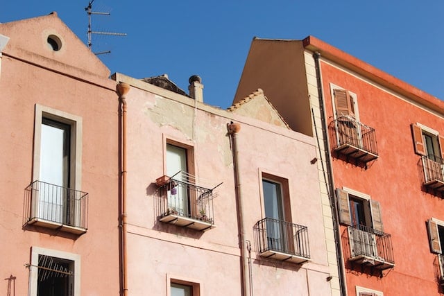 What you need to know about navigating Italian rental contracts