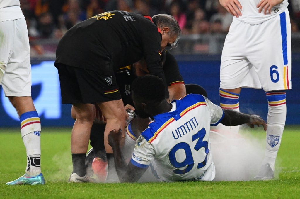 Lecce player leaves pitch in tears after racial abuse from Lazio fans