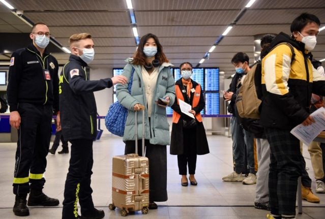 Austria to monitor wastewater of flights from China