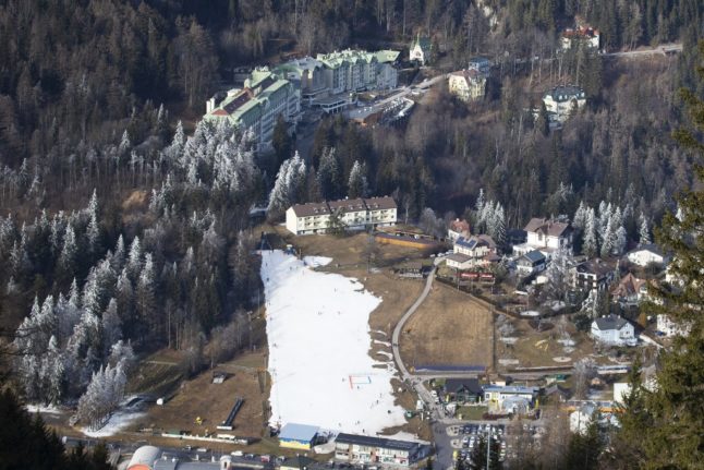 'No one feels like skiing': Lack of snow hits resorts in Austria and Switzerland