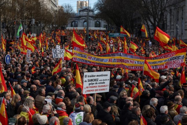 Right leads mass protest against Spanish government in Madrid