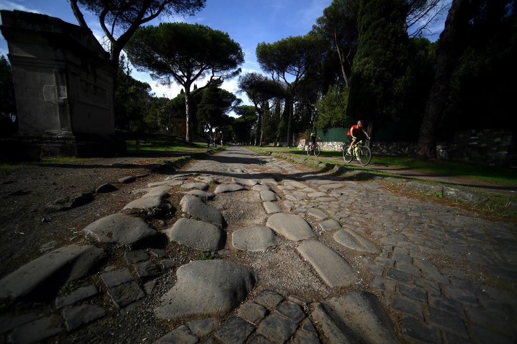 Rome archaeologists continue search for start of Appian Way