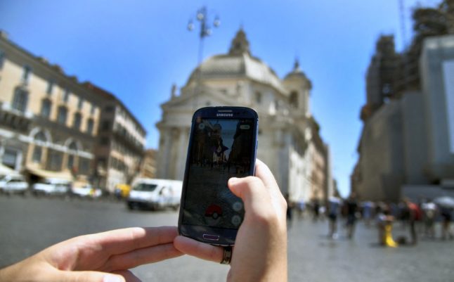 Certain mobile apps can make life in Rome much easier.