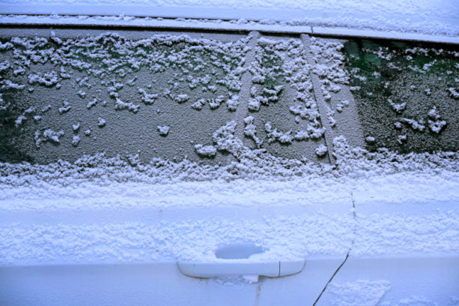 Snowstorm hits southern Sweden: up to 30 centimetres expected